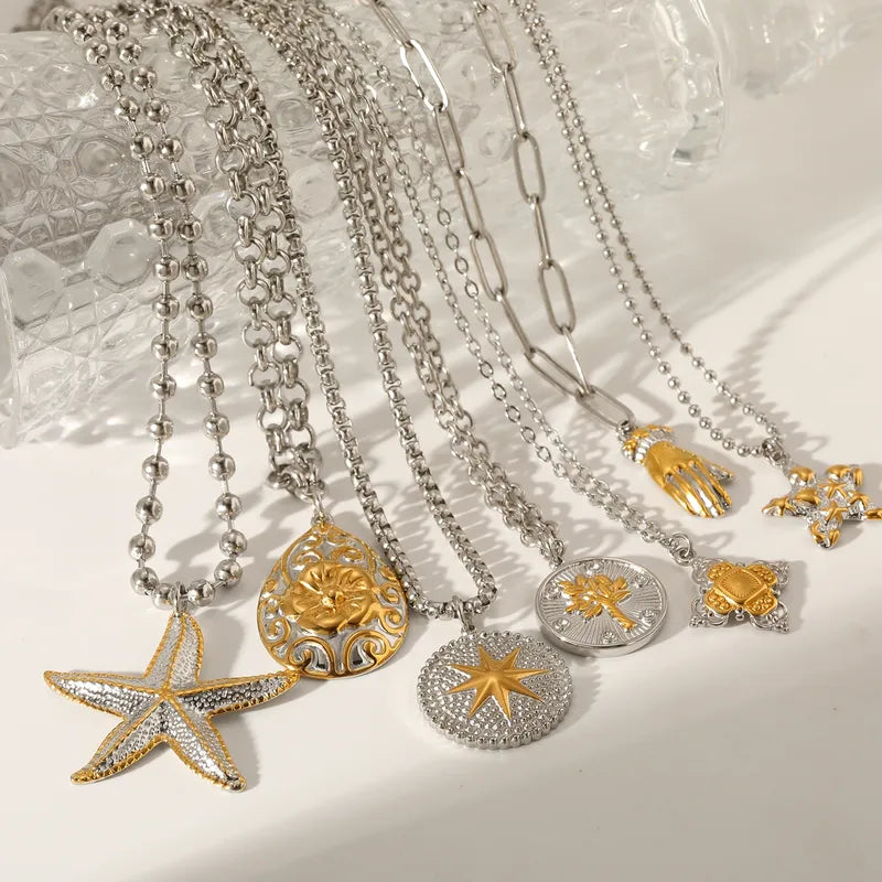 Vacuum Electroplating (In Furnace) Plated 18K Real Gold 304 Stainless Steel Round Hand Star Necklace Female Lobster Clasp Paper Clip Chain