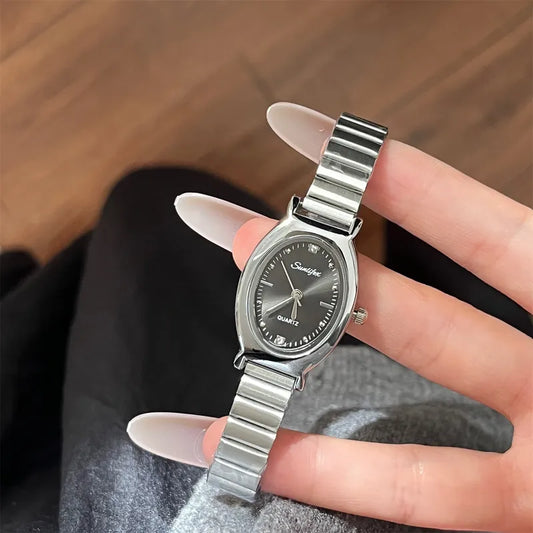 Sunlifex Small Dial Oval Shape Quartz Watch For Women Vintage Style Fashionable Compact Size Women's Watch Ultra-Fiber Strap